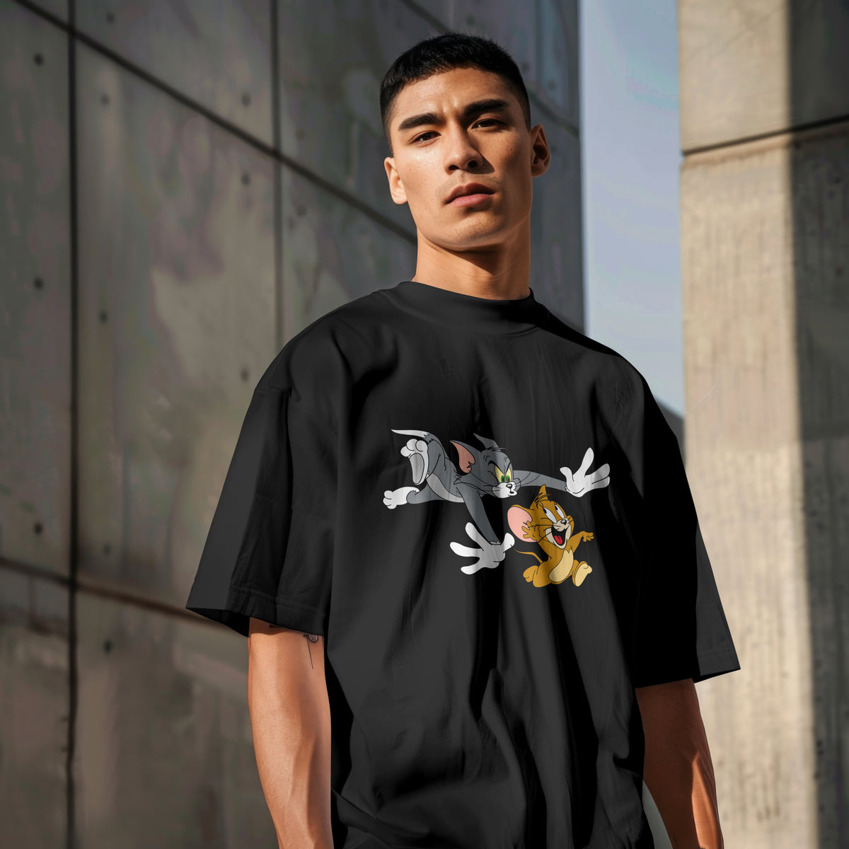 Tom and Jerry : Chase Graphic Printed Oversized T-shirt for Men