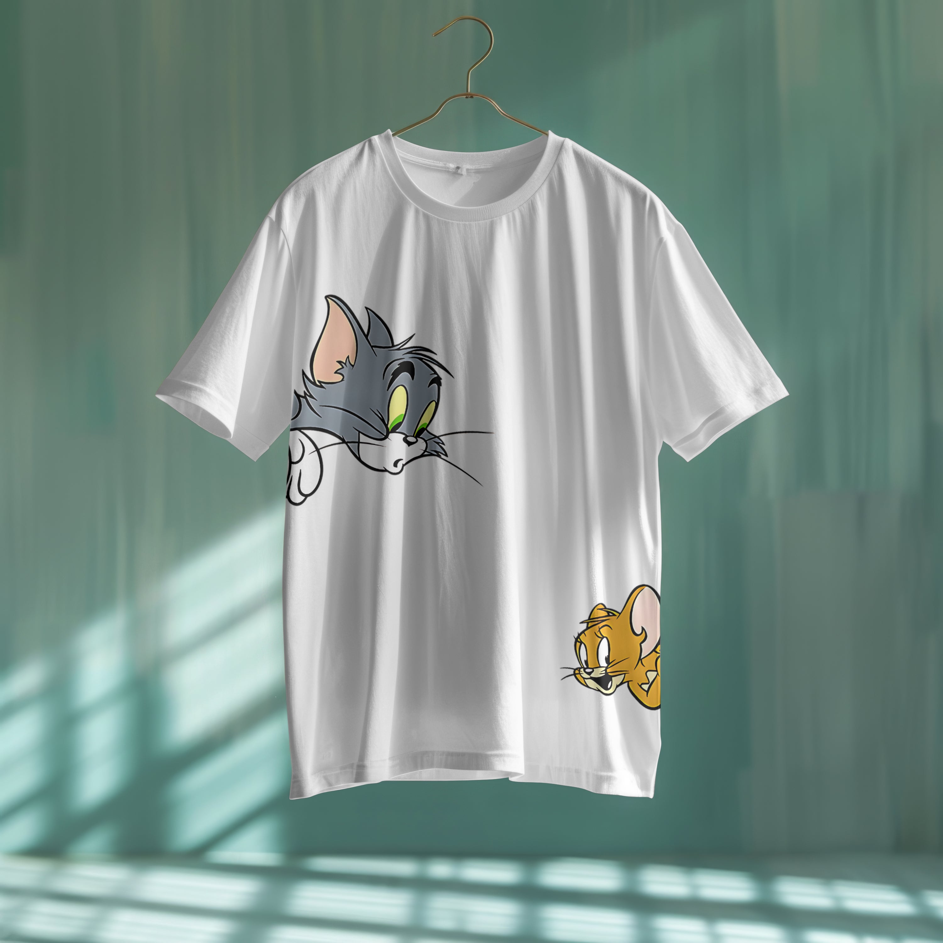 Tom and Jerry : unisex Limited Edition Hiding Graphic Printed Oversized T-shirt